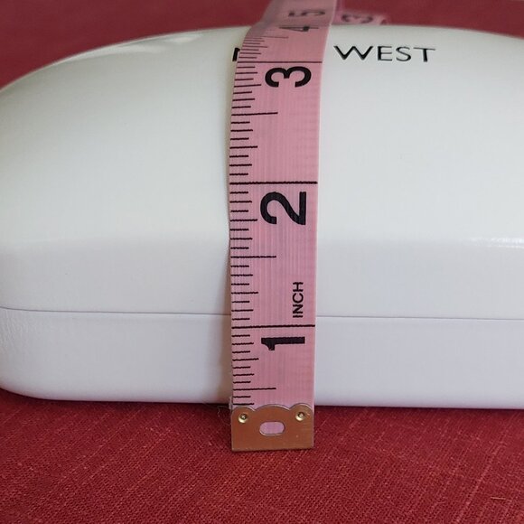 Nine West White Hinged Hard Clamshell Sunglass Case - Picture 8 of 12